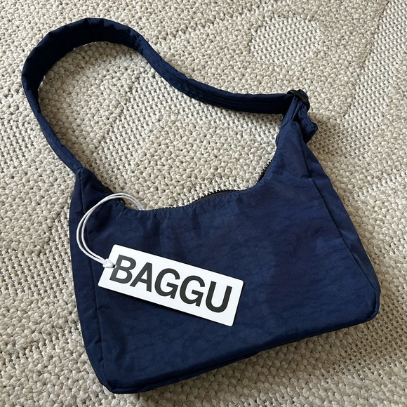 BAGGU Handbags - BAGGU Mini Nylon Shoulder Bag in Navy
